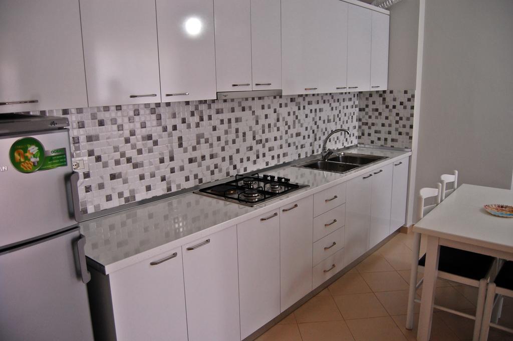 Beach Apartments Era Орикум Экстерьер фото