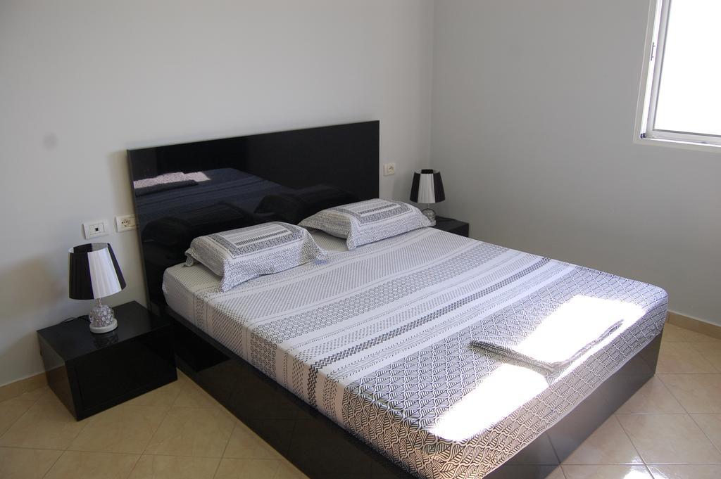 Beach Apartments Era Орикум Экстерьер фото